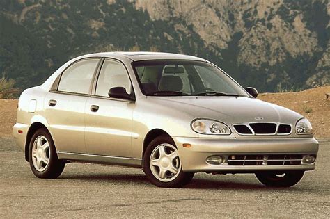 Daewoo Lanos .